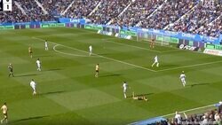 ふざけるなよ！ 久保建英、2人に挟まれて“強烈スライディング”「荒すぎる」 反則級の危険プレーに「ヤバい」「ファウルだろ」