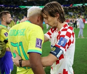 「この経験でより強くなれる」モドリッチが涙のセレソン戦士にエール！「EUROでPKを外した時、僕は彼と同じ年だった」【W杯】