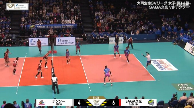 女子バレー、“真後ろ”からの超「なが～く、たか～い」ロングトスを超強烈スパイク「今のはよく打てました」元日本代表も思わず感嘆 2枚目