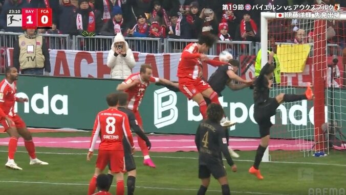 【写真・画像】「エグすぎる」藤田譲瑠チマ、“身長差18cm”巨体DFを吹っ飛ばした「すげえなw」急加速→電光石火のハードディフェンス炸裂　1枚目