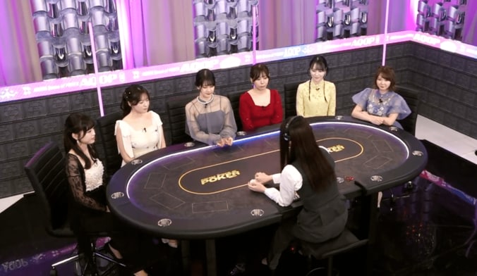 【映像】「顔面偏差値高すぎ」ポーカー美女たちの豪華絢爛なドレス姿