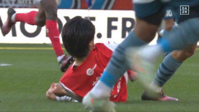 【映像】中村敬斗、GKも追いつけない理不尽ゴラッソ