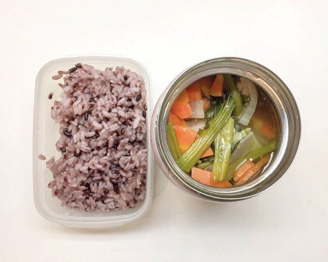 ホラン千秋、今年初のお弁当ブログを更新「どこかの国旗みたい」 1枚目