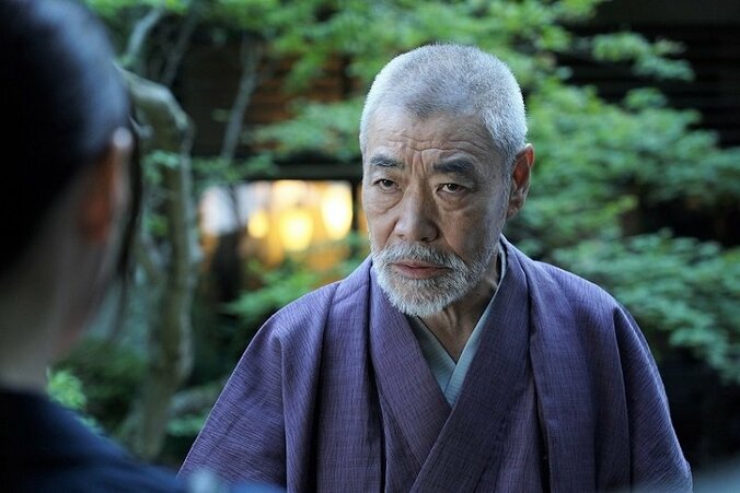 上川隆也、初挑戦のロッククライミングで20メートルの岸壁に挑む　ドラマ『遺留捜査』 4枚目