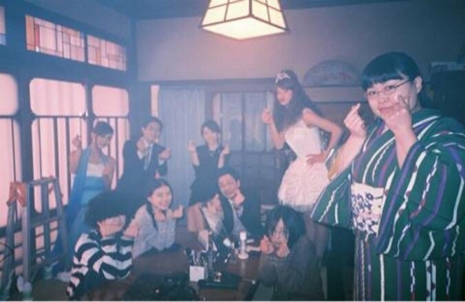 ドレスを着た瀬戸康史は「本当にお姫様ですね」月9ドラマ『海月姫』集合ショット公開 1枚目