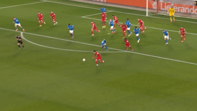 衝撃の“70m＆11秒”ゴラッソ！鈴木唯人の爆速カウンターにSNS熱狂「やばすぎないか？」「必ずW杯に連れていくべき」伊東純也との眼前で魅せた 3枚目