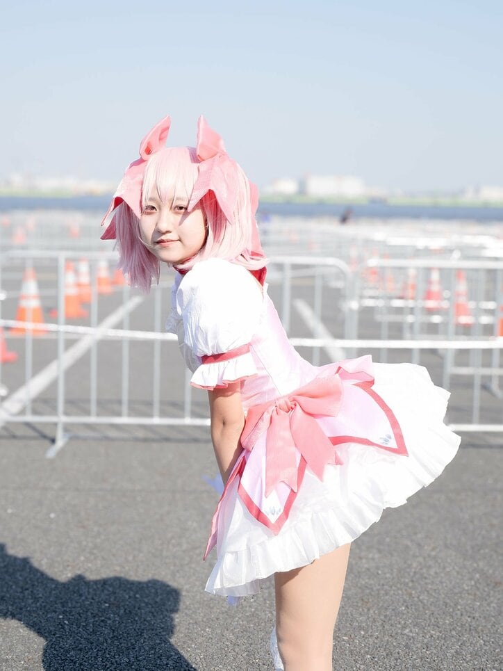 [Photos/Images] What are the tricks hidden in Madoka's cosplay of "MadoMagi" to express the fluffy spread of her skirt? 1st