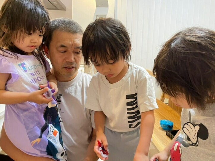 大渕愛子氏、息子達の影響を受けた娘の行動に「遊び方をマスターして、大満足」
