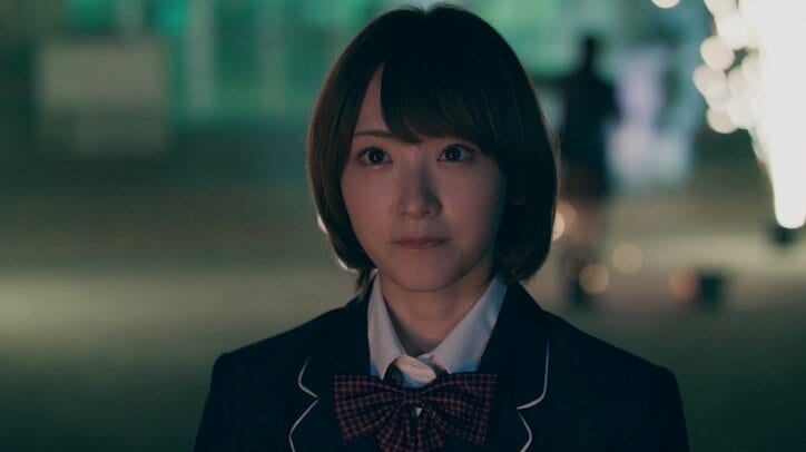 生駒里奈の制服姿に反響「可愛すぎる」「同じ学校に通いたい」