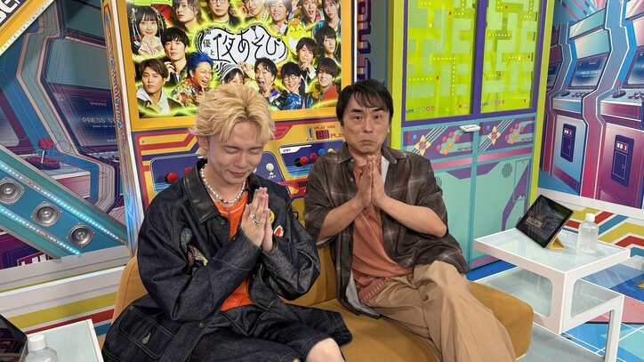 “和尚・関智一”が煩悩まみれの川島零士に喝！私物の“煩悩ノート”も公開で赤面！？　1枚目