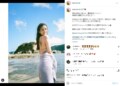 足立梨花の美背中あらわな水着ショットに「かわいすぎる」「魅力全開」と悶絶の声