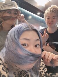 渡辺直美『青紫』