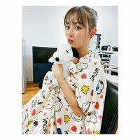 内田理央のスヌーピーを抱いたオフショットに「組み合わせが可愛すぎる」「横顔が世界一好き」と反響