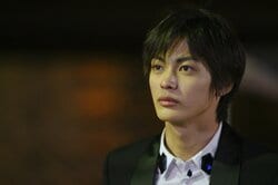 傷を負ったヒロインに、どこまでも優しい王子様…神尾楓珠、『ブラックシンデレラ』のイケメン役がハマりすぎ