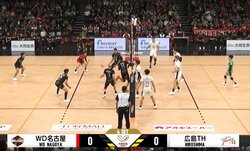 男子バレー、まるでネイマール！？ 神技ヒール“トラップ” 得点に繋げた超絶美技に会場騒然