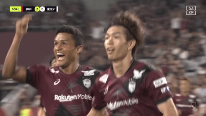 三笘薫かよ！ 神戸FWの“衝撃ドリブルシュート”にSNS騒然「バケモンやん」「日本に収まって良い器ではない」敵５人を翻弄したゴラッソの一部始終 3枚目