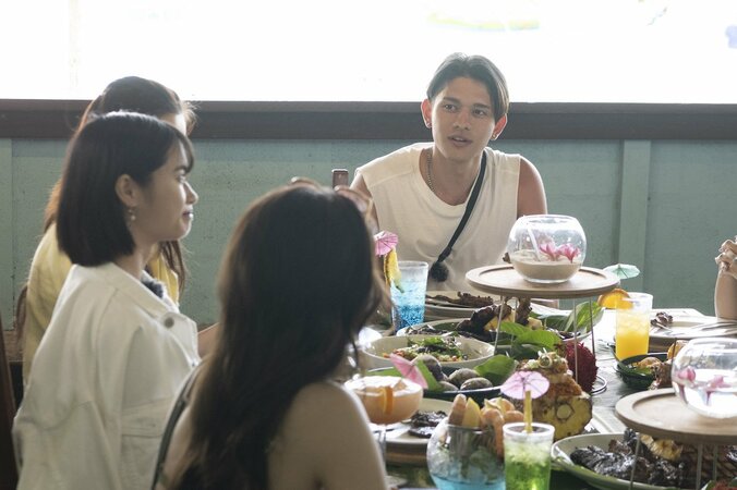 露出度高めな水着女子の積極的アピールに衝撃 ニューヨーク屋敷「あんな水着着る子は早いねん」『シャッフルアイランド Season2』 2枚目