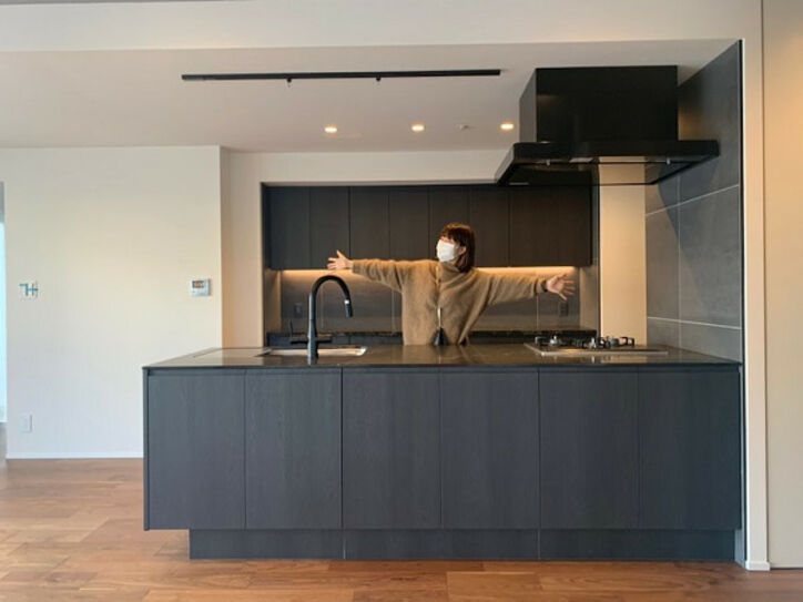 あいのり・桃、リノベーションした新居のキッチンを公開「かなり便利になりました」