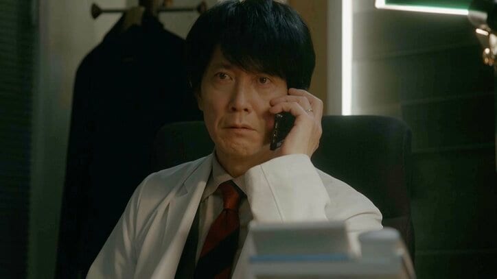 【写真・画像】「そっちかー!騙されたー!」「めっちゃ興奮した」意外な人物が黒幕候補に急浮上…ついに現れた真犯人の正体めぐりSNSざわつく『グレイトギフト』第8話 2枚目