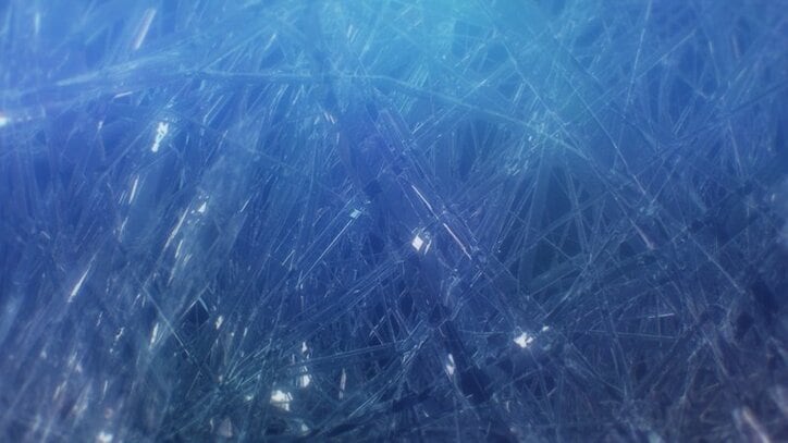 TVアニメ『宝石の国』冬の仕事をこなすフォス、流氷に話しかけられ…　第7話「冬眠」先行カット公開