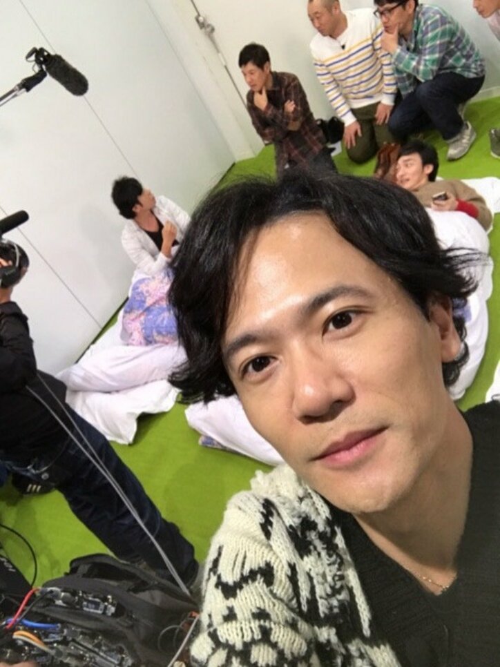 稲垣吾郎、そっくりさん・ジゴローとの2ショットを公開 「奇跡のコラボ」と話題に