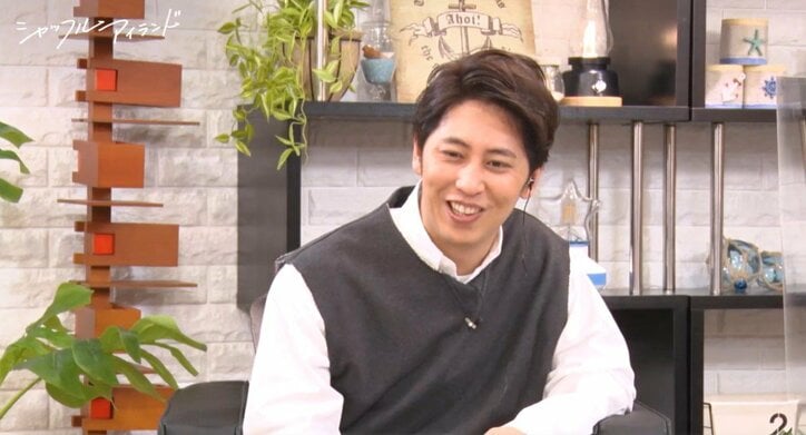 修羅場勃発!女王様系セクシーギャルからの誘いに怯えるゴリマッチョ…緊迫の2ショットにニューヨーク屋敷「呼び出された中1の顔してた」『シャッフルアイランド Season3』#5