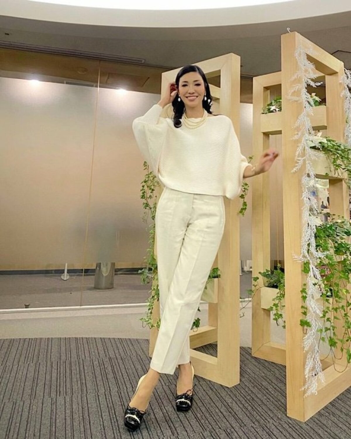 アンミカさん着用。ZARA ジレワンピース　金ボタン ZARA - アンミカさん着用。ZARA ジレワンピース 金ボタンの通販 by