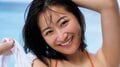 榎原依那、いつもより開放的な“情熱BODY” グアムロケから未公開秘蔵カット 『月刊ヤングマガジン』巻末グラビア