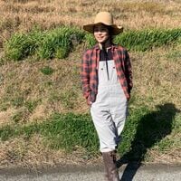 石田ゆり子のファーマー姿にファン絶賛「作業着ですらオシャレ」「可愛らしい」