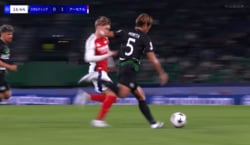 「どこにでもいるな！」守田英正の“鬼カバー”にアーセナル・ファン驚愕「一番嫌な選手だ」「ウーデゴールとの攻防が熱い」