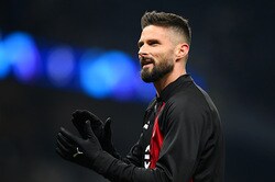 数日前にインフル感染も…ジルー、献身的なプレーでCL8強入りに貢献「ゴールから離れてプレーした」