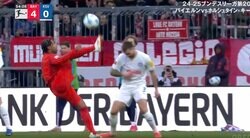 衝撃… 何やってんだよ！ ドイツ代表MFに「ドン引き」 右足で浮き球をフワリ→左足で“爆速ショット”一閃「マンガかよ」「気持ちよすぎ」