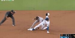 謎の判定！ 大谷翔平、“ギリギリ走塁”がヤバすぎる　審判の様子がおかしくなる「えっ…？」「大谷さんルールw」