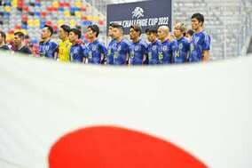 カタールW杯に挑む日本代表の背番号が発表！ 10番は南野拓実、三笘薫が９番、久保建英は11番を着用