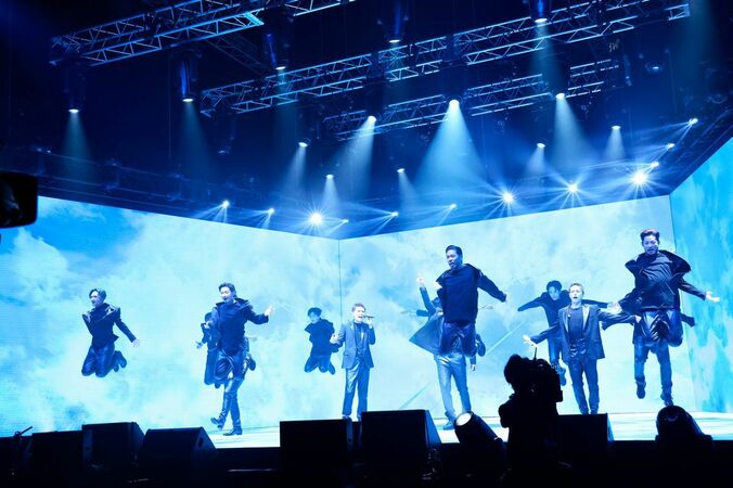 三代目JSB、一夜限りの10周年記念ライブに豪華メンバーが続々出演！ドームツアー開催決定も発表 7枚目