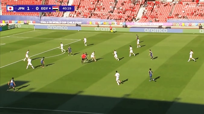 【写真・画像】【U-20W杯】日本代表10番の“絶品ノールックパス”に騒然！「技術の高さよ」「攻撃のスイッチを入れた」大関友翔が先制点を演出した瞬間　1枚目