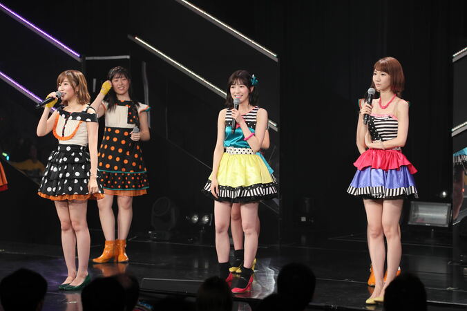 渡辺麻友、柏木由紀、指原莉乃が約7年振りに同じ劇場公演に登場　HKT48ひまわり組＋AKB48チームB合同公演 1枚目