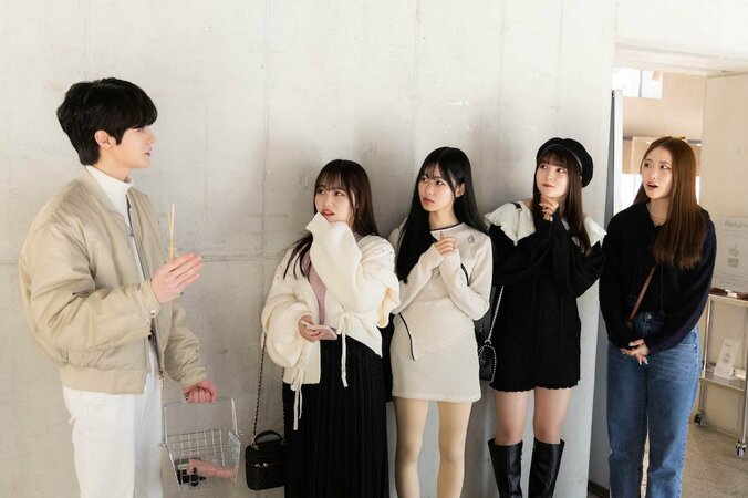 『恋ステ』まじゅ＆れあ、韓国でKPOPアイドル風ヘアメイクに挑戦！リクエストは「IVEのウォニョンちゃんみたいなハーフアップ」 2枚目