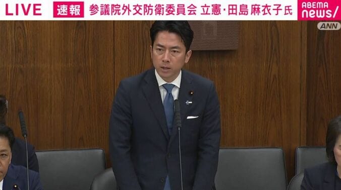 小泉防衛大臣