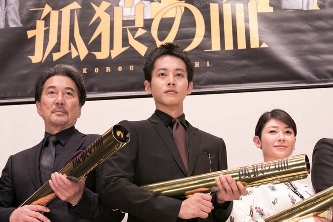 役所広司、松坂桃李の俳優40周年目を予想「全裸で仕事している」 5枚目