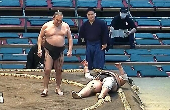 【写真・画像】　1枚目