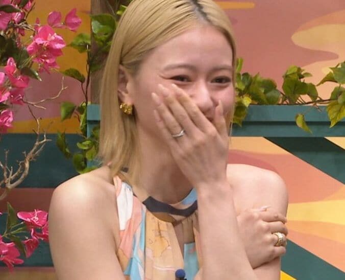 山本舞香、特殊な“キス”に「今日やってみようかな、旦那に」