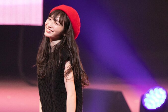 竹内涼真＆浜辺美波、新田真剣佑のサプライズ登場に大歓声！ -Seventeen 夏の学園祭2018【画像集】 7枚目