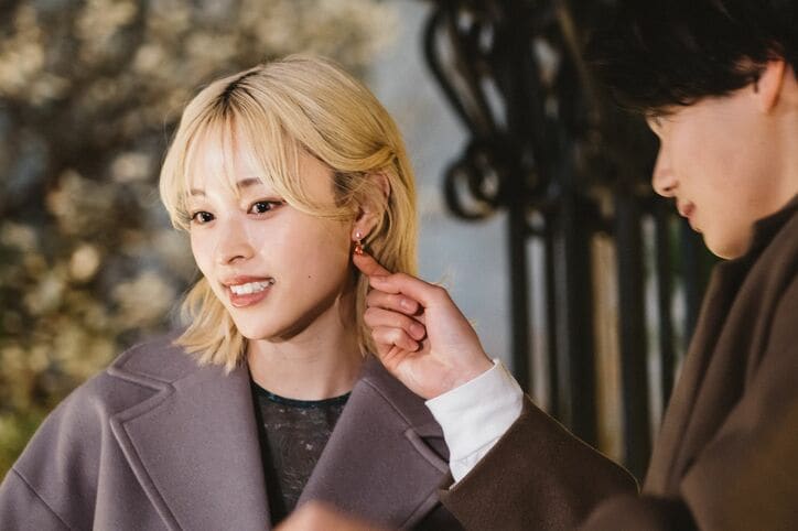 『silent』出演俳優に金髪モデル美女・美月がド直球質問「ぶっちゃけ、あり？なし？」その後まさかの展開に…『花束オオカミ』第1話