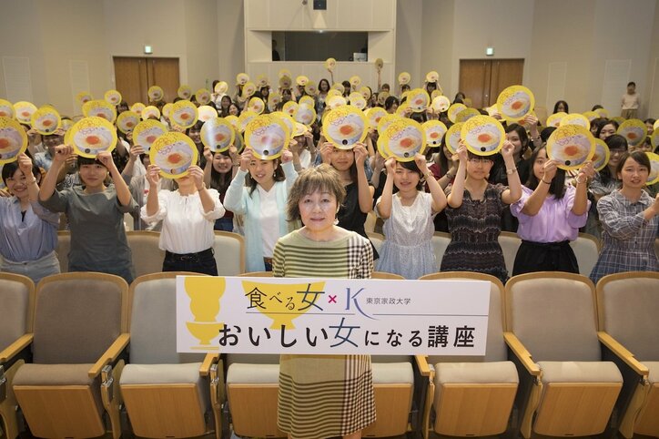 「やりこめない、攻撃をしすぎない」壇蜜が語る“おいしい女”の定義に、『食べる女』原作者 筒井ともみが感動