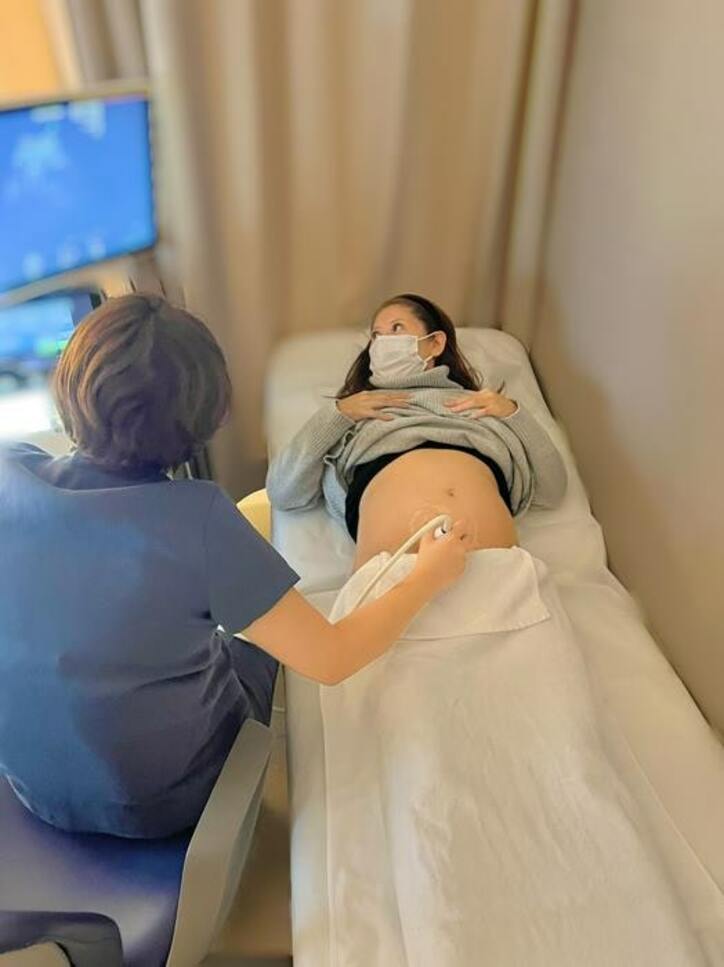  内山信二の妻、妊婦健診で判明したこと「まさかの未だに」 