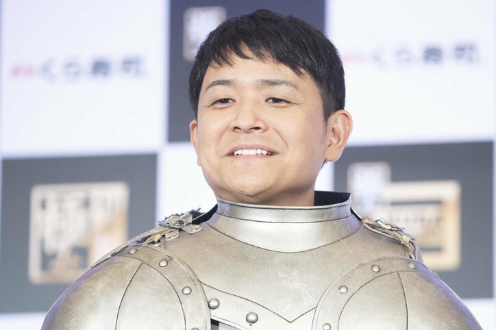 千鳥ノブ、高齢の父にシニアカーをプレゼント　「犬の餌を与える移動に使う」と嘆く