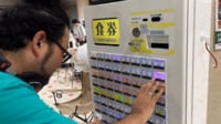 【映像】食券機でDJプレイする様子