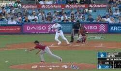 心をへし折った…！ 大谷翔平、 容赦ない“高速ヒット”がヤバすぎる　新人投手のリアクションが話題に「格の違い」「どこ投げても打たれる恐怖」