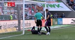 ゴール前の悲劇！スタジアムに響き渡る断末魔の叫び… 相手選手の全体重が乗って“足がグニャリ”衝撃の瞬間　王者バイエルンが呪われてるレベル